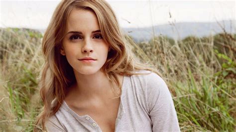 Emma Watson Wallpapers